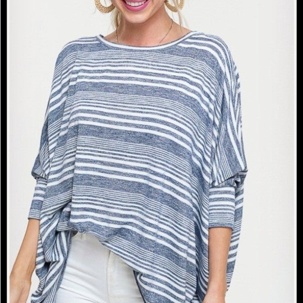 Boxy Blue and White 3/4 Sleeve Tee